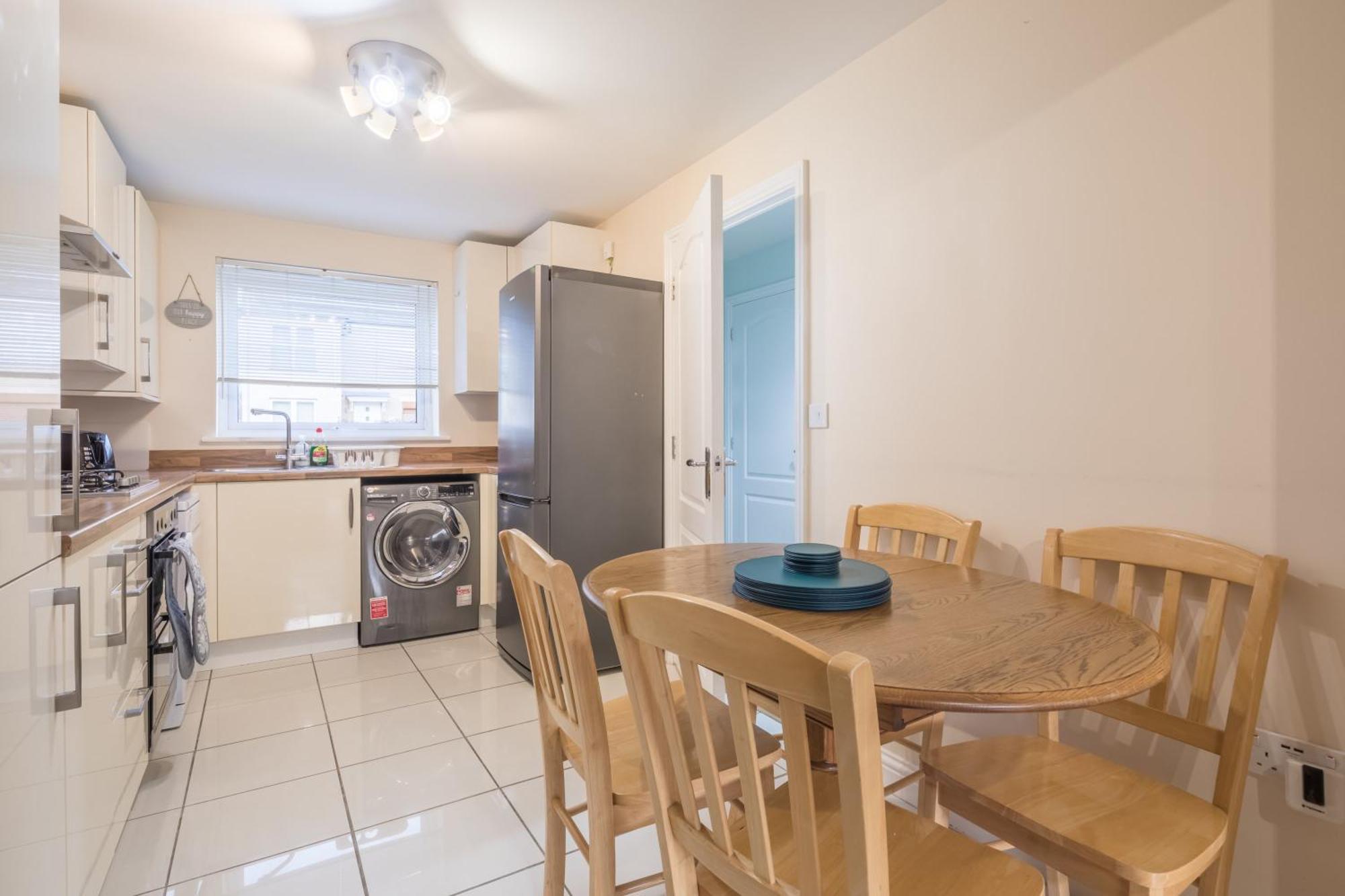 Holiday home Modern And Comfy 3 Bed House *