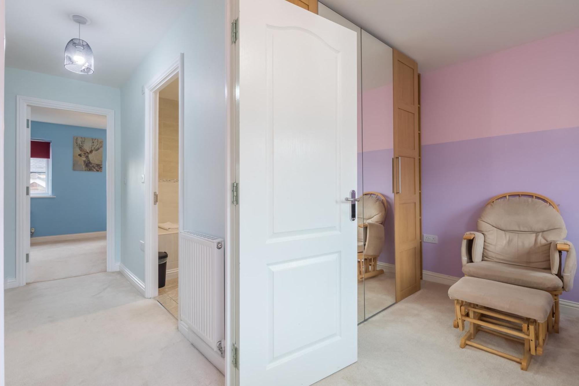 Modern And Comfy 3 Bed House Holiday home *